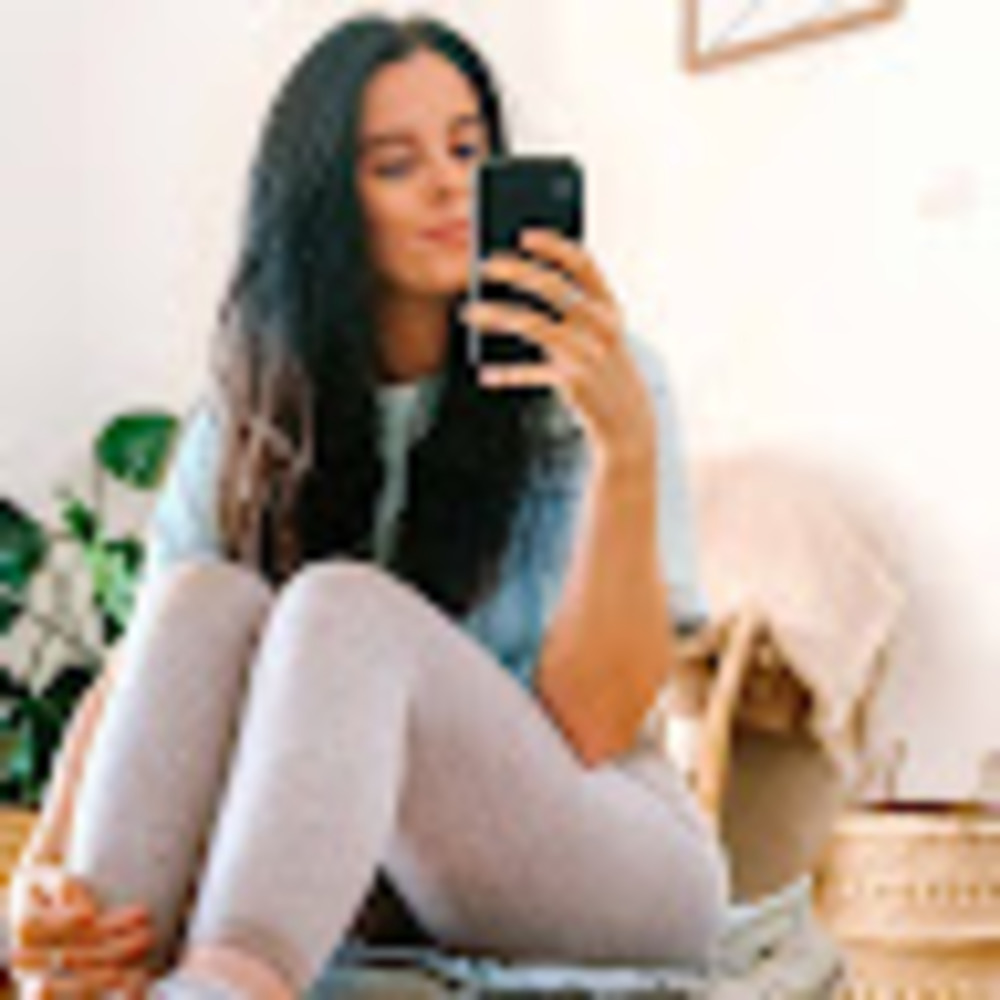 Meet your Posher, Eva